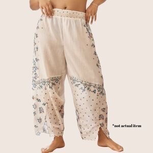 🍦 ANTHRO HANDKERCHIEF HAREM PARACHUTE SCALLOP EDGE SPLIT HEM CREAM FLORAL XS